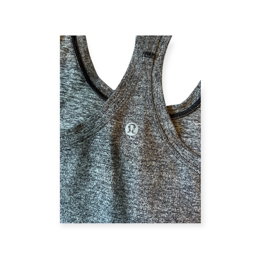Lululemon Athletica heathered Gray cool racerback Tank Top size 6